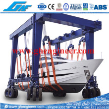 Rubber Mobile Gantry Crane for Handling Yacht Ship in Quayside